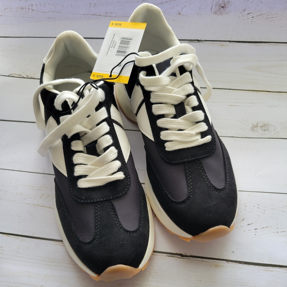 Steve Madden Kendrix Ladies Black and White Retro Sneakers